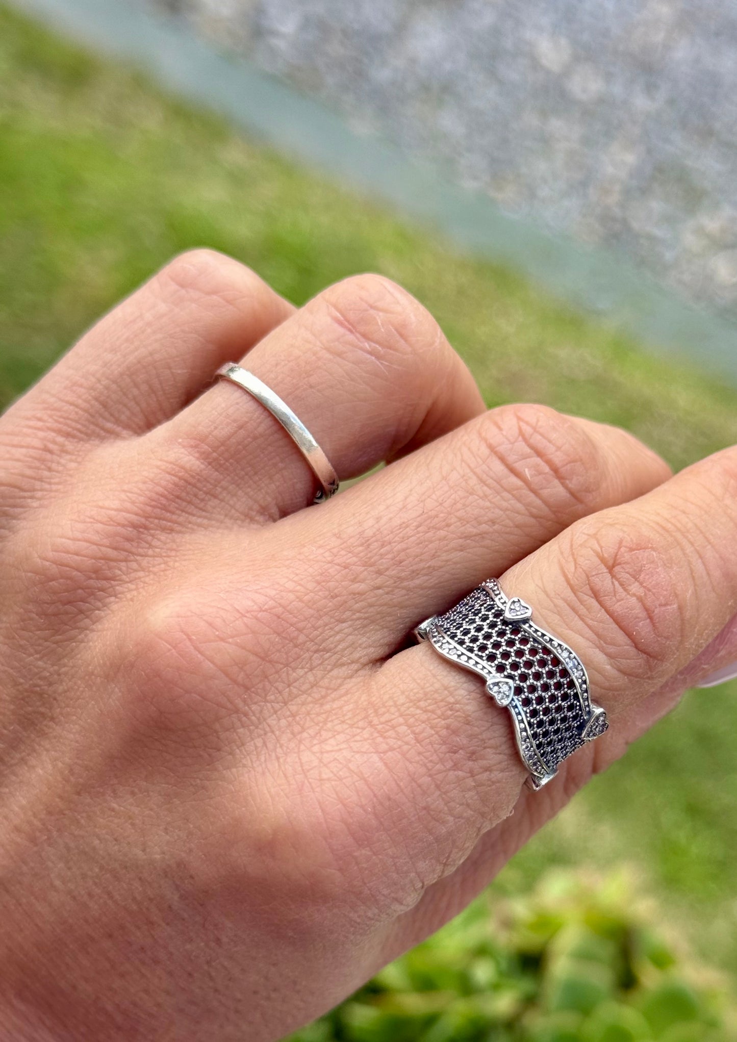 Anillo Pandora original corazones